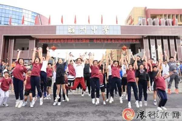 2023高考首日2023广西高考“收官”！查分及志愿填报时间公布