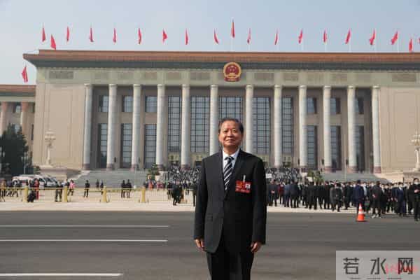 今年毕业生该如何择业?多位代表委员畅聊:没有标准答案,但提倡“先就业再择业”