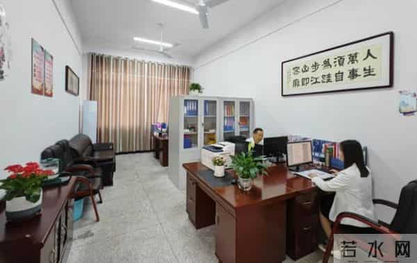 教育部要求尽快启动教师招聘