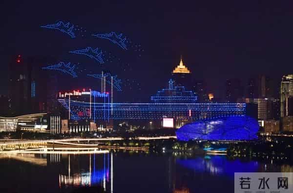 沈阳无人机表演无人机表演点亮沈阳夜空