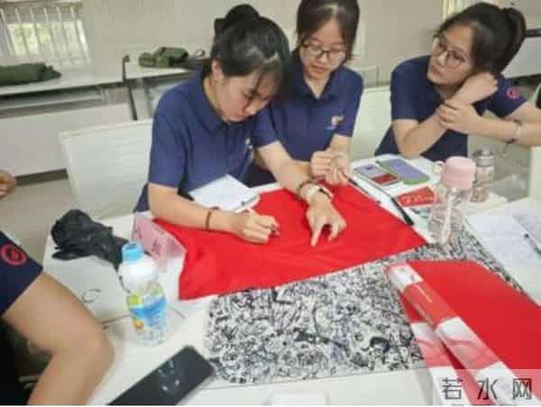 大学生暑期实践让信仰点亮人生！泰院师生参加全国大学生暑期社会实践专项行动