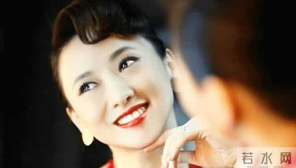 她是清华教授之女，拍三级片与父母决裂，如今再不让女儿进娱乐圈