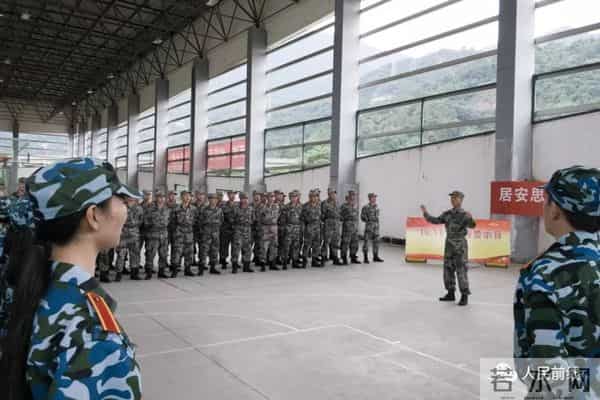 「揭秘」大学生军训啥样子？看看教官拍回的照片就全明白了