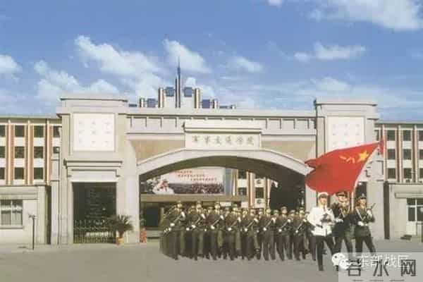 那些砥砺我们前行的校训