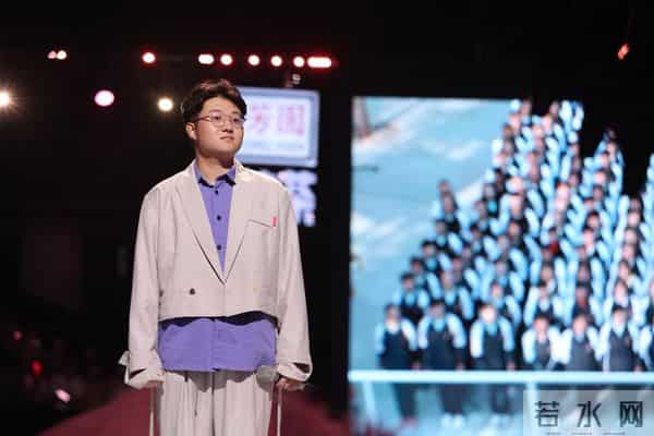 不设限毕业礼《不设限毕业礼》温暖收官！用最熟悉的音乐打开校园记忆