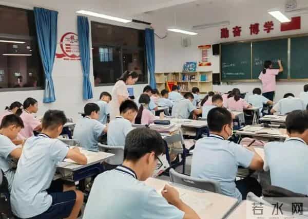 教育部要求尽快启动教师招聘