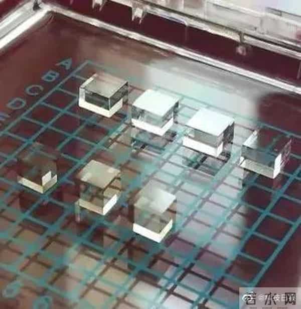 哈工大录取通知书镶宝石