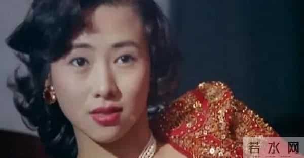 她是清华教授之女，拍三级片与父母决裂，如今再不让女儿进娱乐圈