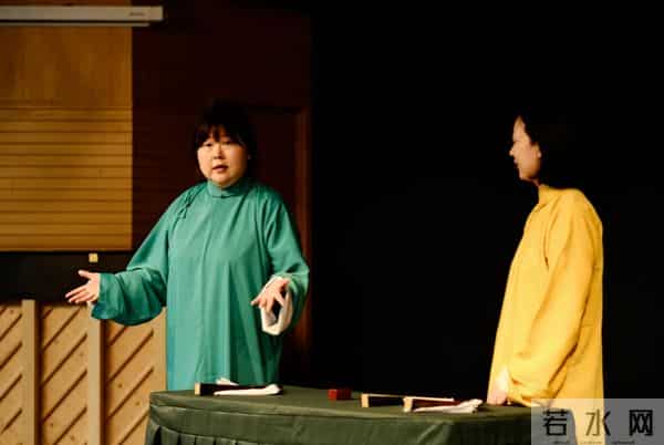 这届打工人流行上夜校