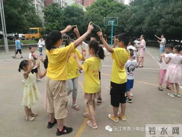 心理健康活动「爱在童年，益在未来」“释放压力、放飞心情”心理健康主题活动