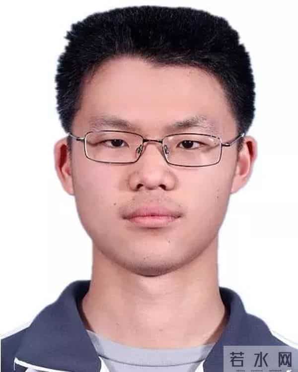 这些大学生的简历让网友坐不住了……