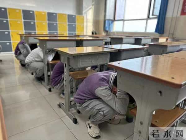 筑牢校园安全防线！济南高新区稼轩小学开展防震应急疏散演练