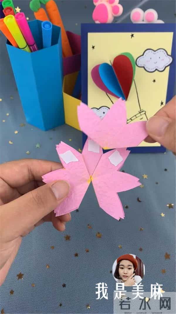 明天就是教师节，做一个简单又好看的教师节贺卡，送给亲爱的老师