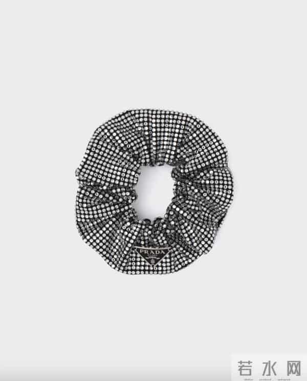 「May I love you」的意思是:在五月,我爱你