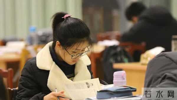 英语太重要,主科地位稳固,符合发展需求不可能改变!