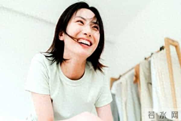 当我撕下年龄的标签之后,53岁的我终于靠读书,实现了财富自由