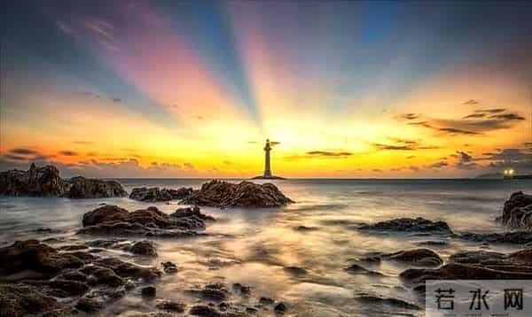 “句子虽短,但句句走心,适合发朋友圈的高质量文案”