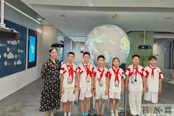 如何创设丰富多彩的班级活动？快跟紫禁杯优秀班主任取取经