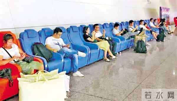 共享按摩椅，真能躺着赚钱吗