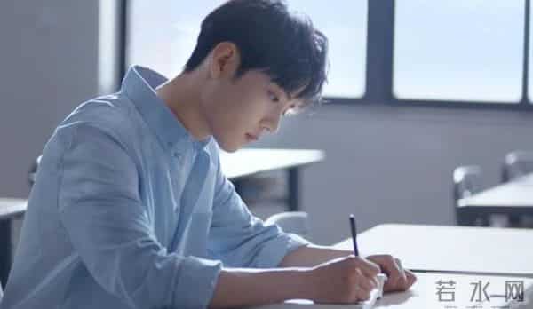 学生作文“肖战，有你真好”，亮点众多，老师：长大了看会尴尬吧