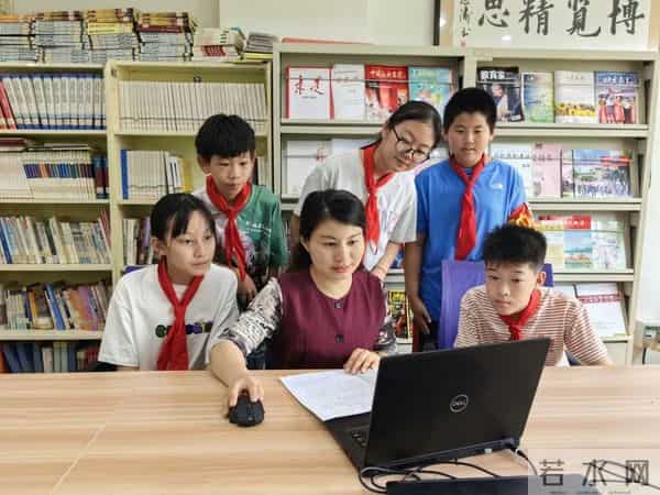 如何创设丰富多彩的班级活动？快跟紫禁杯优秀班主任取取经