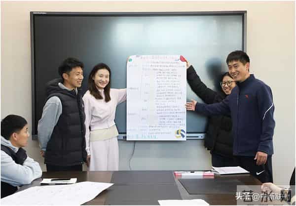 “吹响口哨”到“玩转课堂”-石家庄卓越中学体育教师修炼进行时