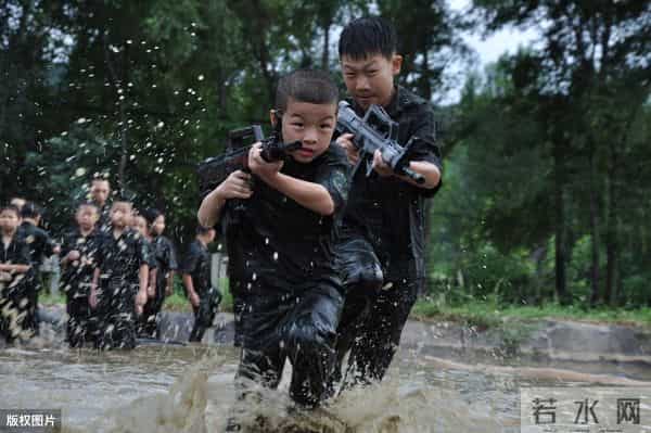 《羚羊木雕》:面对孩子的“赔本买卖”,父母该不该要回?