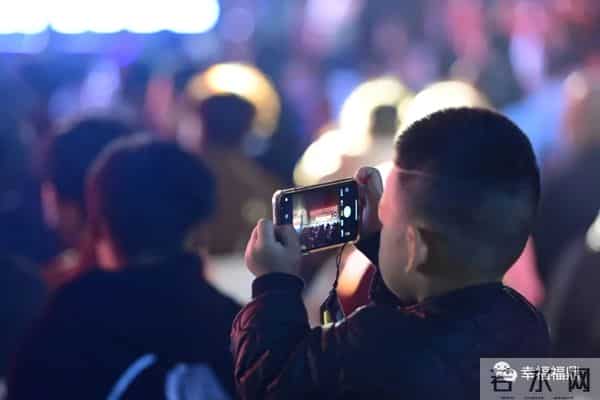 今晚的创城晚会，为什么让人心潮澎湃？