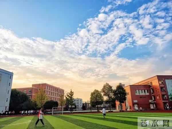 今天查中考成绩，蒲江高中“自我介绍”请查收！