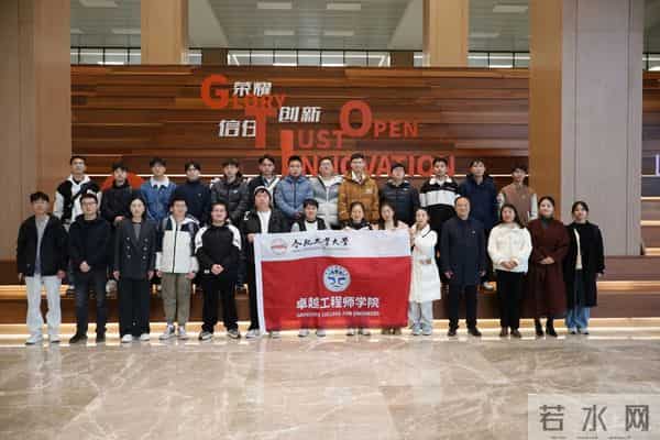 不写论文也能硕士毕业？用实践成果换文凭证书风险更大……