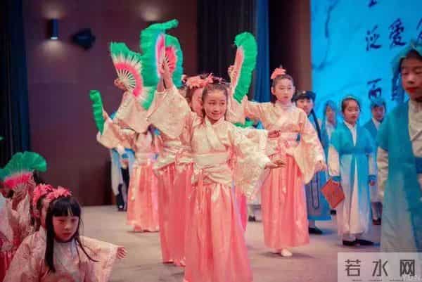 追求卓越 “小蚂蚁”活动展风采