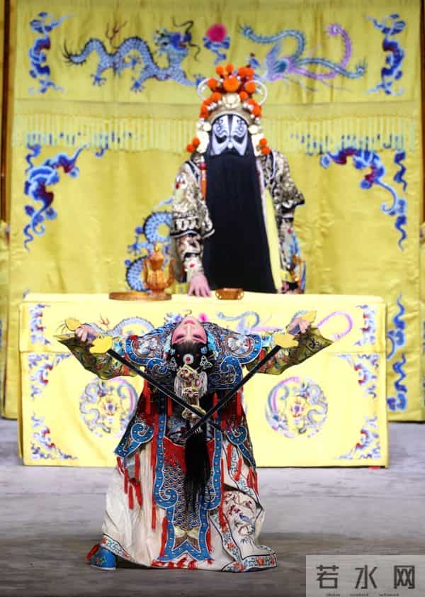 梅派“大师姐”魏海敏封箱演出《霸王别姬》,将最完美舞台形象定格在观众心中