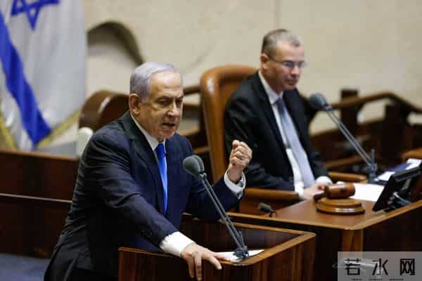 爱泼斯坦牵出以色列前总理，证据链完整，美国主流媒体却集体沉默