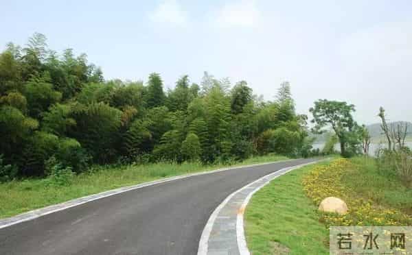 70年来,有没有一首歌,让中国人听了就热泪盈眶?