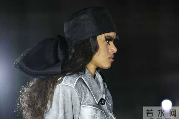 (外代二线)巴黎时装周——Vaquera品牌时装秀(3)