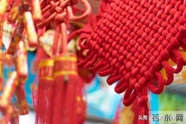 2026年春节放假通知已出,有4个好消息,1个坏消息,2个要注意