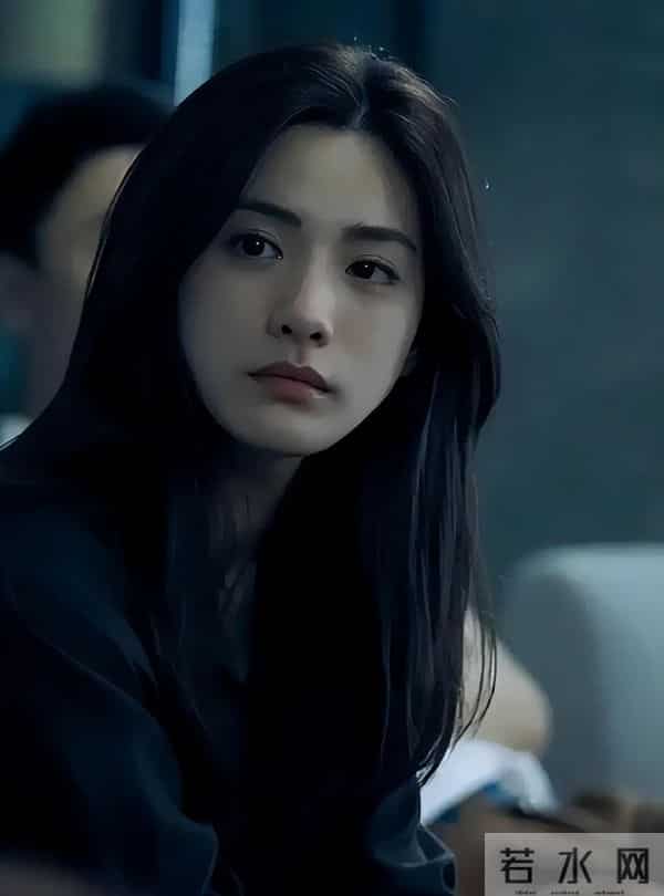 突发！韩国知名女星遭遇入室抢劫，搏斗过程中成功将闯入者制服并报警