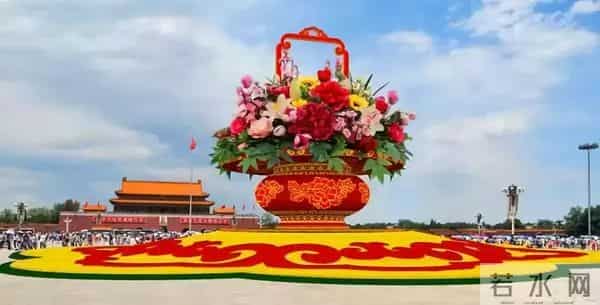 70年来,有没有一首歌,让中国人听了就热泪盈眶?