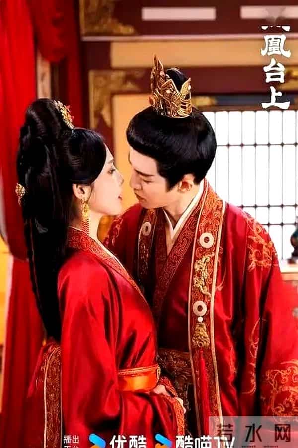 大爆!《枭起青壤》今日空降,四大平台轮番推出“王炸剧”对决