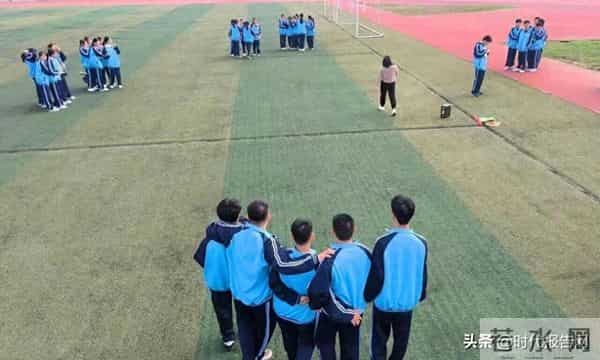 凝心聚力共成长 素拓赋能向未来 —— 淮滨高中实验校区2003班素质拓展活动纪实