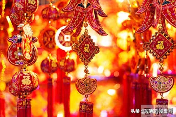 2026年春节放假通知已出,有4个好消息,1个坏消息,2个要注意