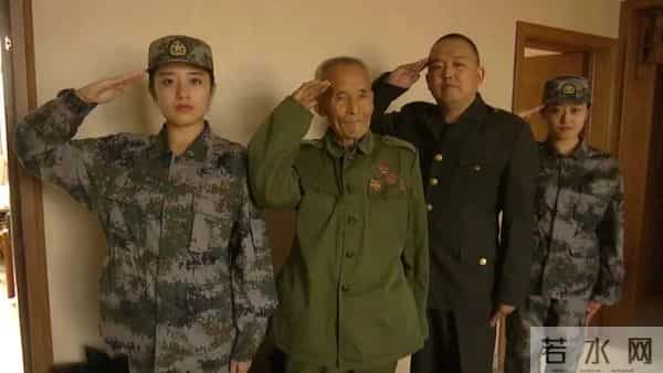 复制粘贴的飒!军中“姐妹花”