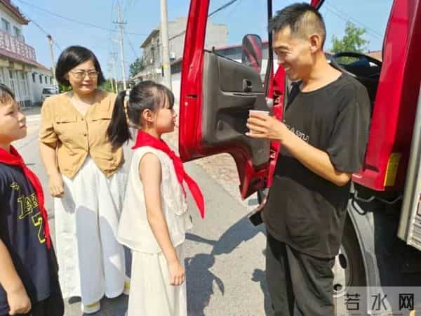 阳信县洋湖乡多措并举推进新时代农村学校少先队劳动实践教育