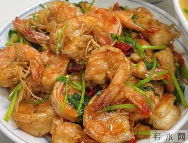 老公生日，我和公婆做了8道菜给其惊喜，老公鲜香无比，食欲大增