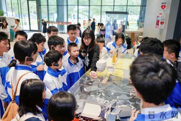 秋假“上线”,收获几何?——多地中小学春秋假一线见闻