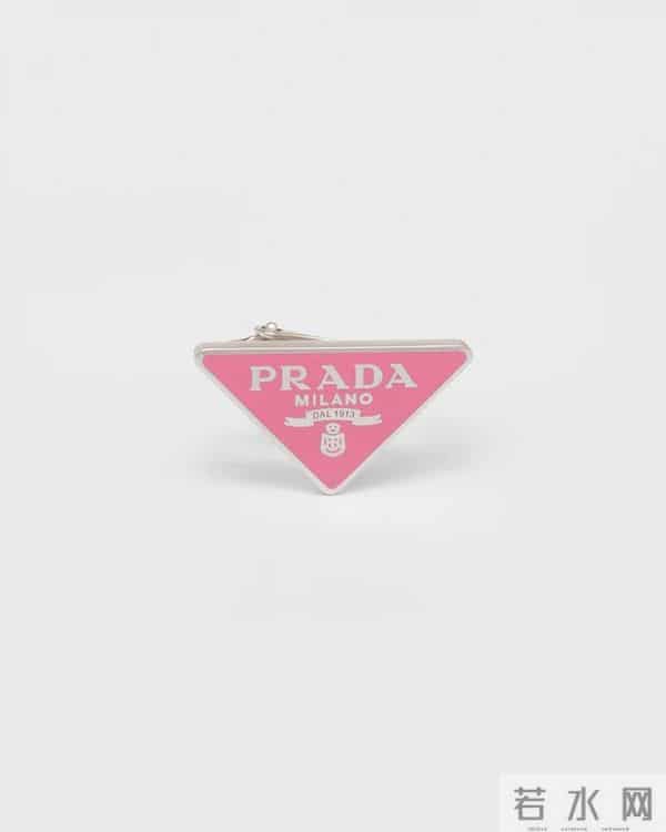 「May I love you」的意思是:在五月,我爱你