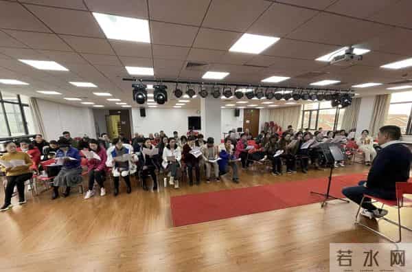 百人大合唱《领航》,唱出新一代“风华正茂,山高水长”