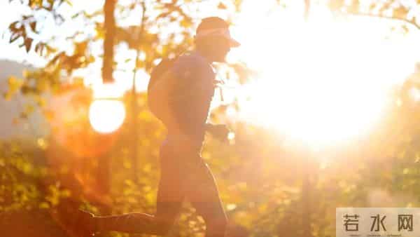 30句青春诗词,每一句都适合当座右铭,最适合今天发朋友圈