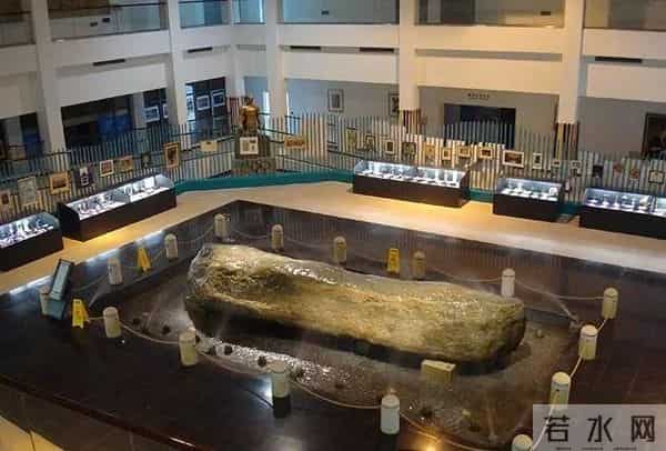 2月14日 - 浪漫“情人节”