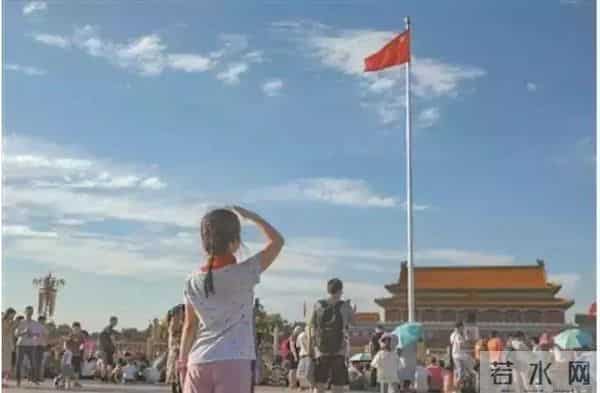 70年来,有没有一首歌,让中国人听了就热泪盈眶?